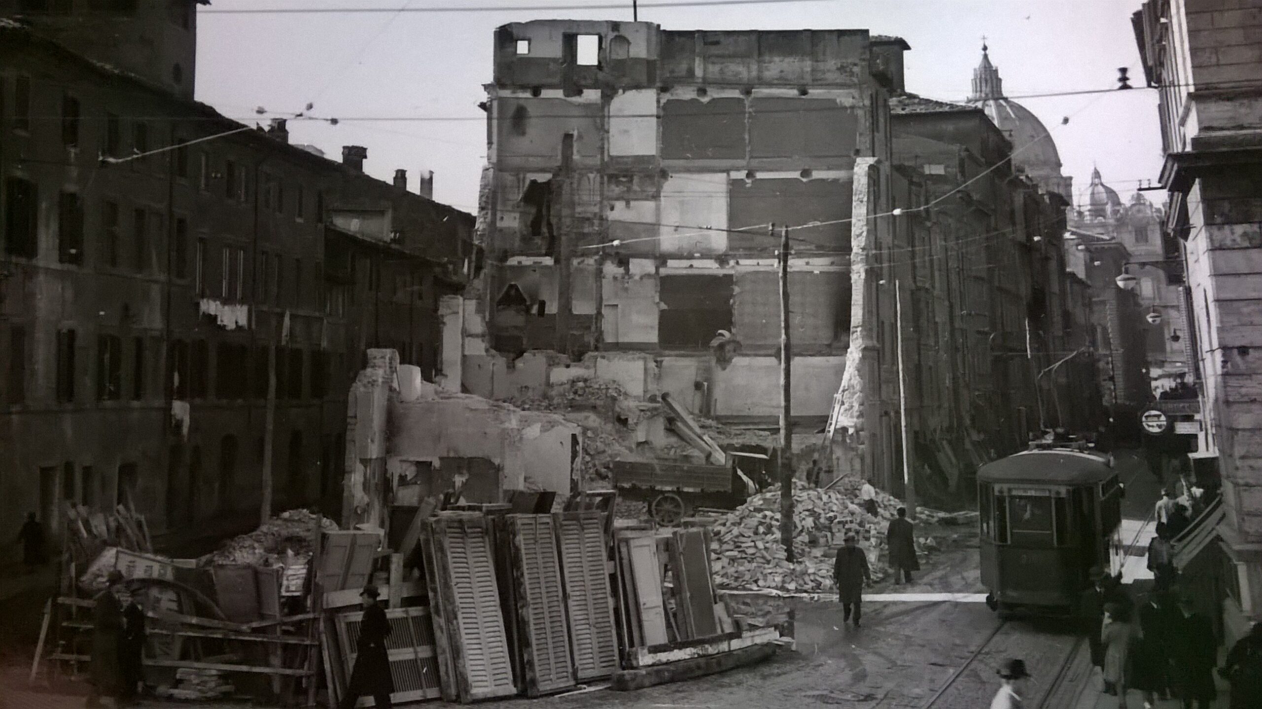 Demolizioni della Spina di Borgo nel 1937